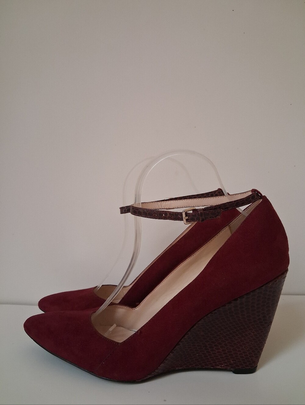 Nine West Burgundy Suede Ankle Strap Wedge Heels Women's Size 9